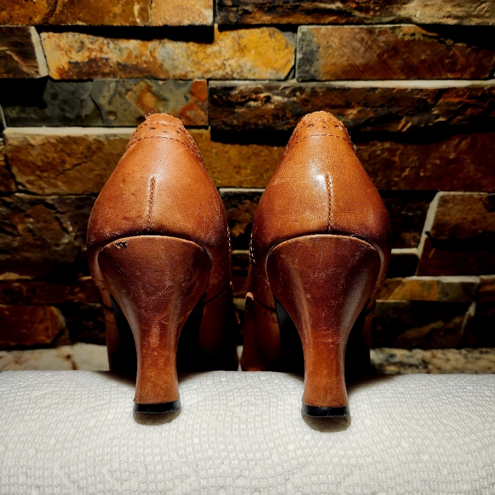 Hush Puppies Brown Leather Heels (Size 5) - Picture 7 of 11